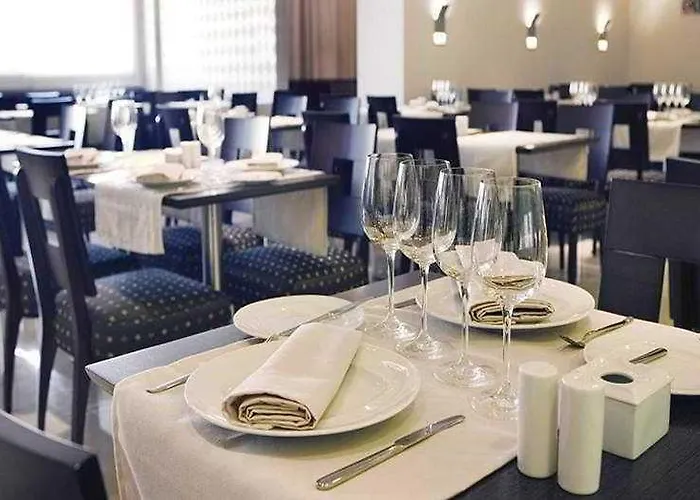Attica21 Coruna Hotell 4*
