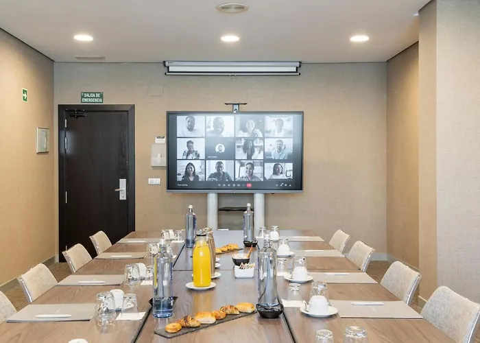 Hotell Attica21 Coruna 4*
