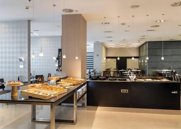 Otel Attica21 Coruna 4*