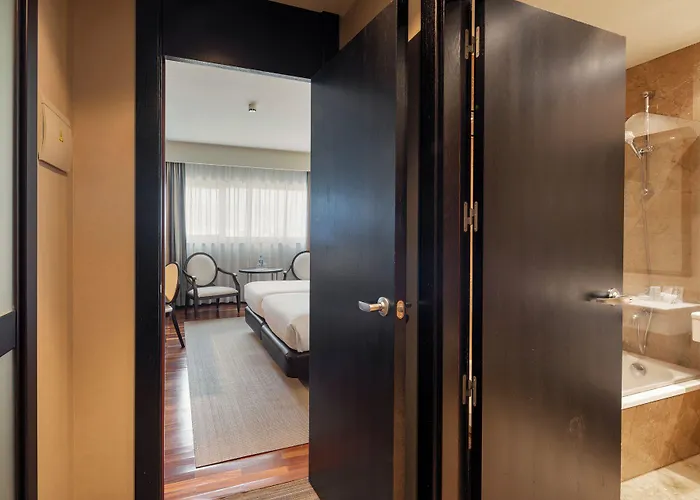 Attica21 Coruna Hotell 4*